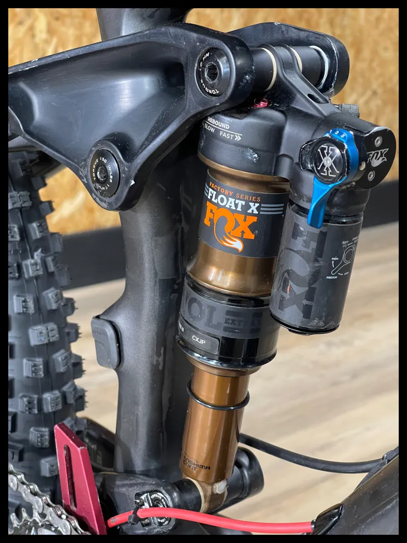 Trek Slash 9.9 Large Black 2016 Approved Used-5