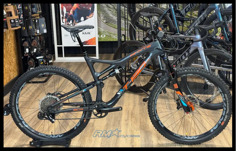 Whyte T-130 C RS Medium Black- Orange 2017 Approved Used