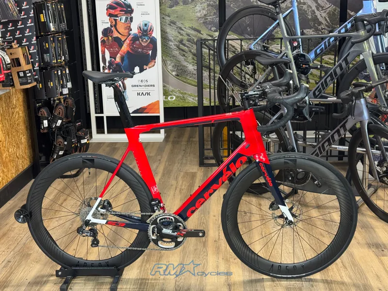 Cervelo S3 61 cm Road bike di2 Black/ Red 2017 Approved Used