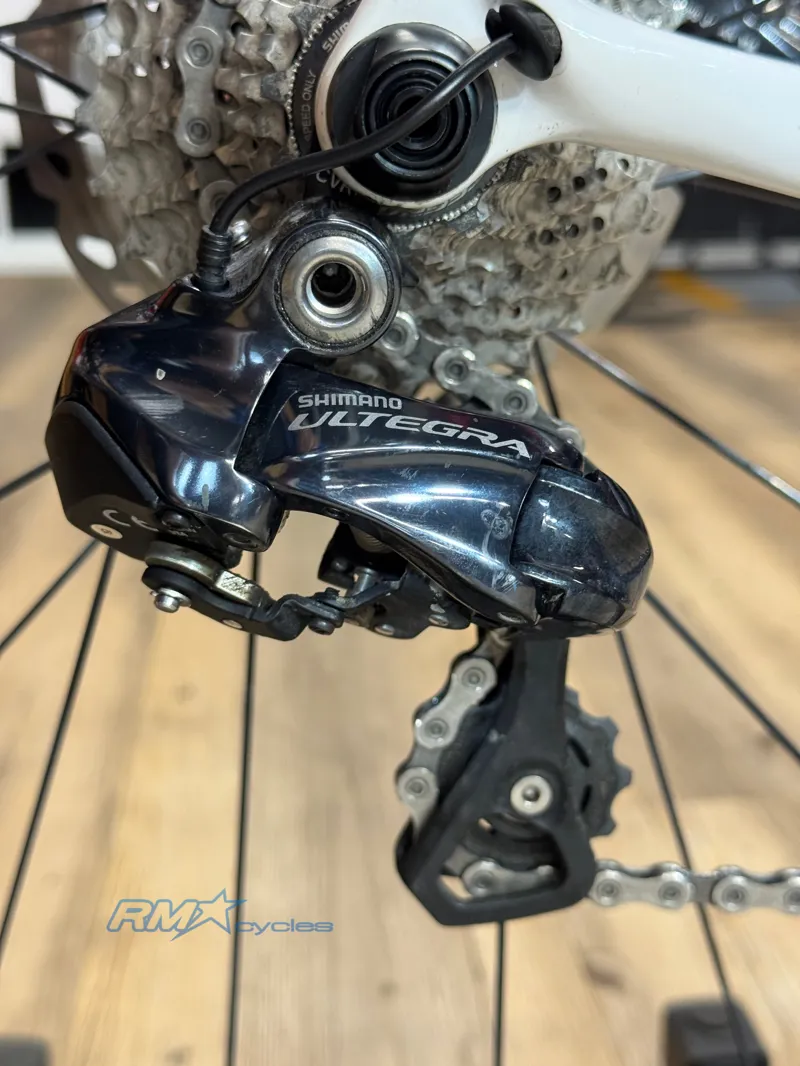 Cervelo S3 61 cm Road bike di2 Black/ Red 2017 Approved Used-3