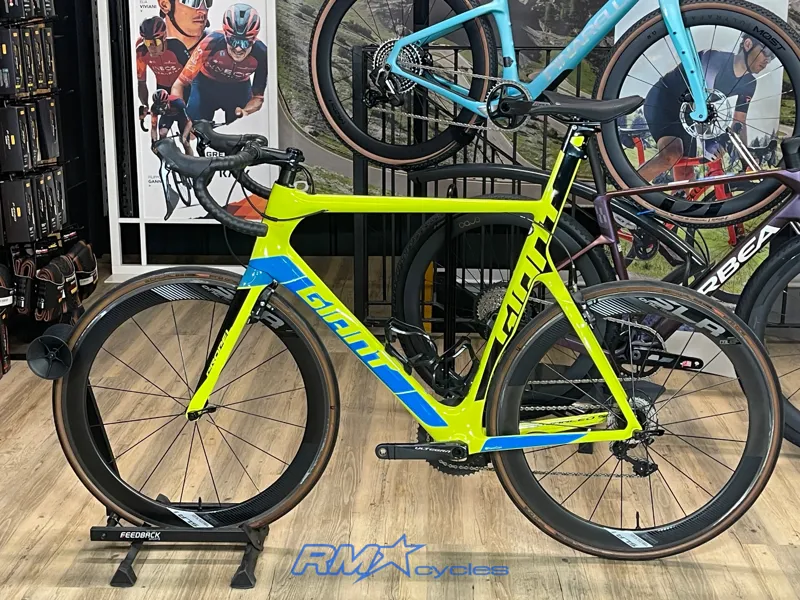 Giant Propel Advanced SL 2017 XL Green Approved Used-1