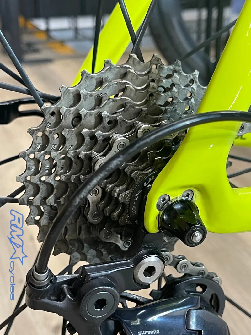 Giant Propel Advanced SL 2017 XL Green Approved Used-6