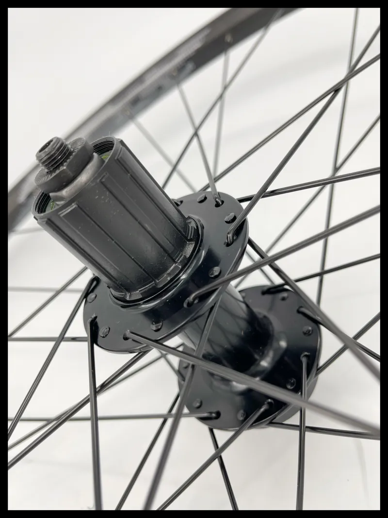 Voodoo Aizan 29  Quick Release 6 Bolt Disc 32 Spoke Alloy Shimano Freehub Rear Wheel-1