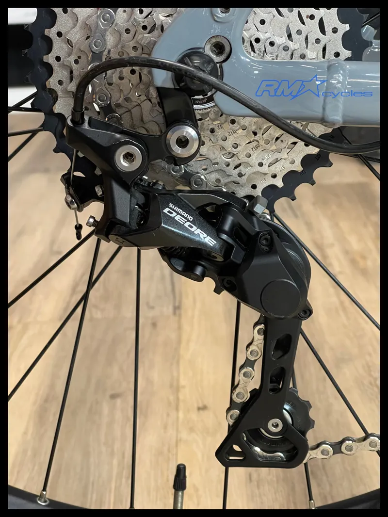 Giant Fathom E+ 2 29er Small Solid Grey/Black 2020 Approved Used-3