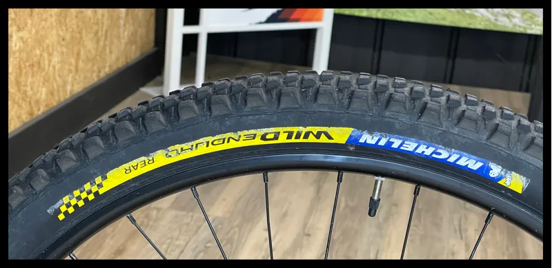 GT Force Al Pro Mountain Bike Burgundy Large 2020 Approved Used-12