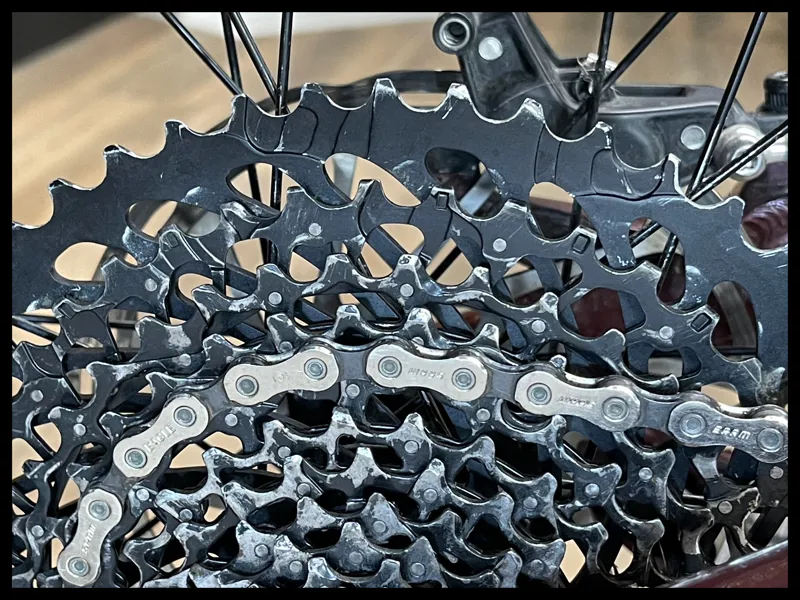 GT Force Al Pro Mountain Bike Burgundy Large 2020 Approved Used-5