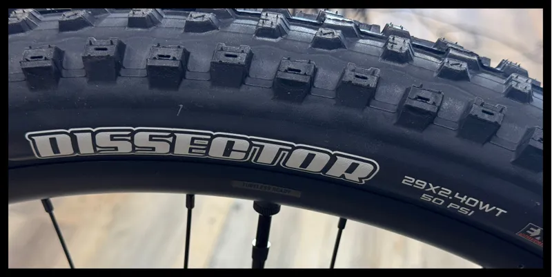 Liv Intrigue 29 1 Small  Smoke Metal 2021-11