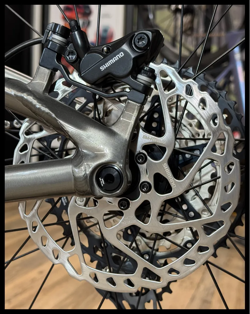 Liv Intrigue 29 1 Small  Smoke Metal 2021-10