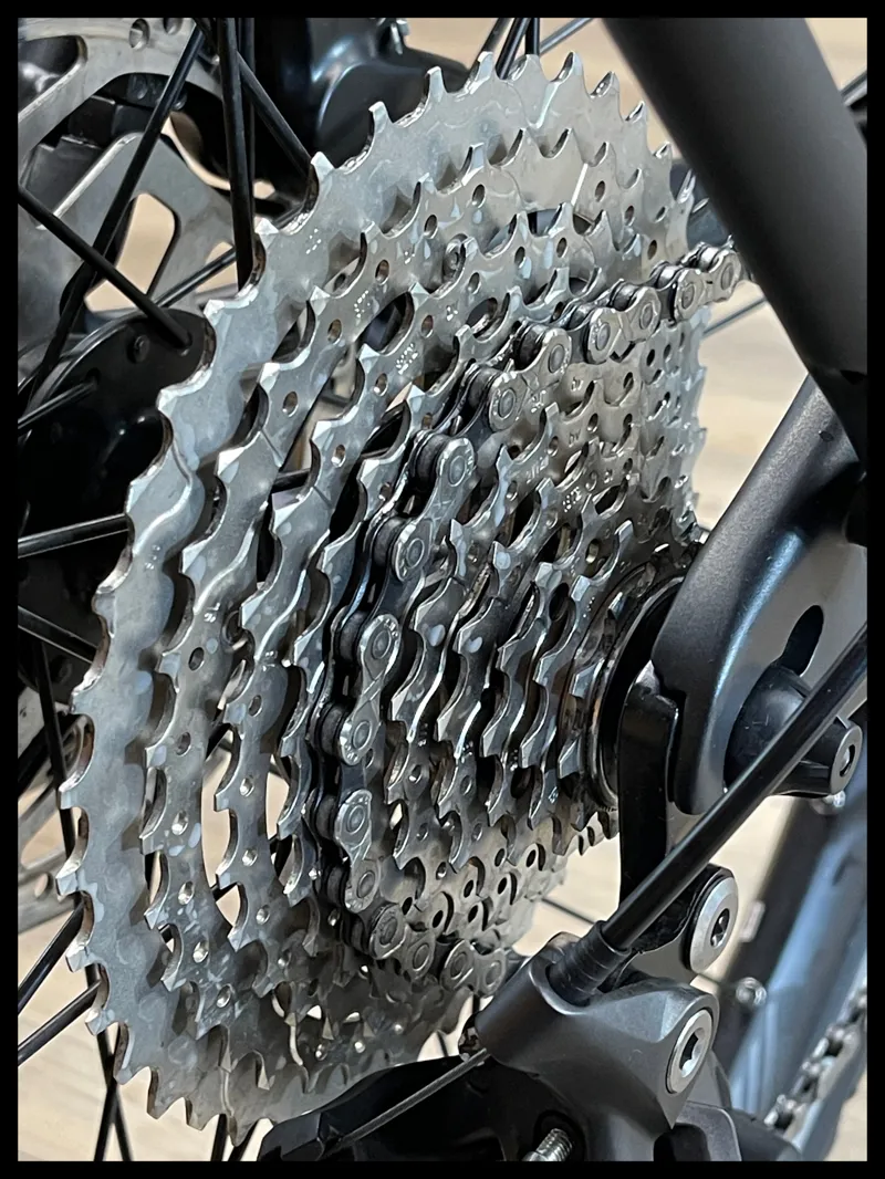 Giant Explore E+1 Stagger Frame Gunmetal Black Medium 21 Approved Used-2