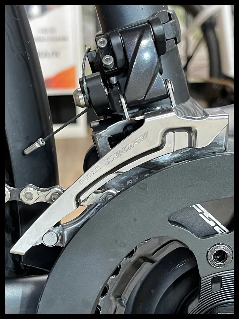 Giant Explore E+1 Stagger Frame Gunmetal Black Medium 21 Approved Used-4