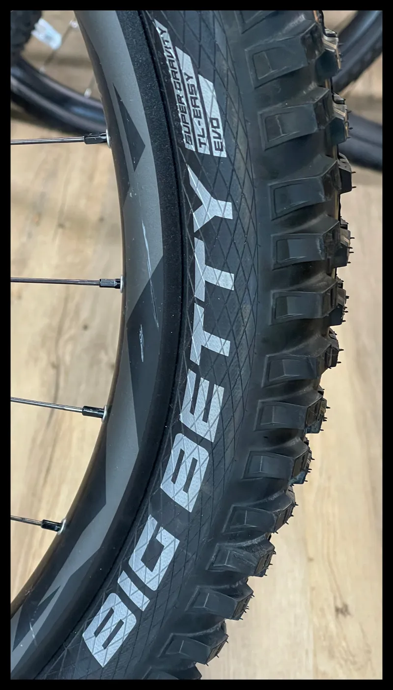 Giant Reign E+ 3 Medium Amber Glow / Black 2021 Approved Used-7