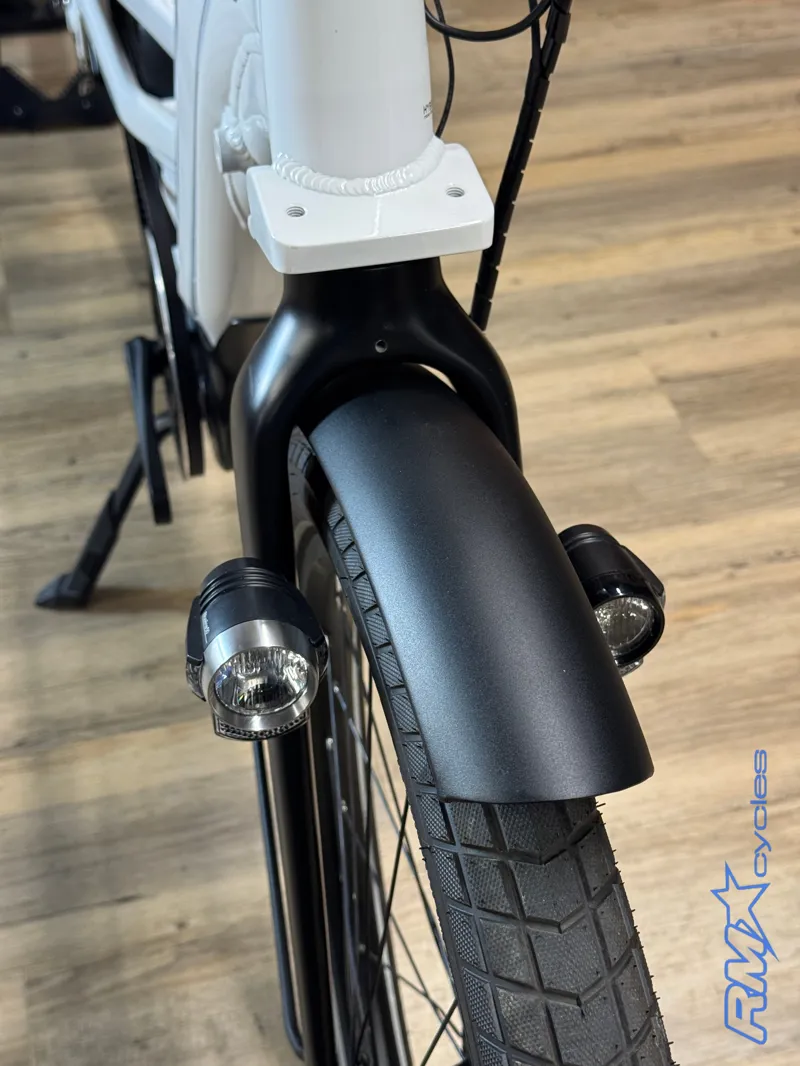 Momentum Delivery E+ One Size eCargo Bike Approved Used-3