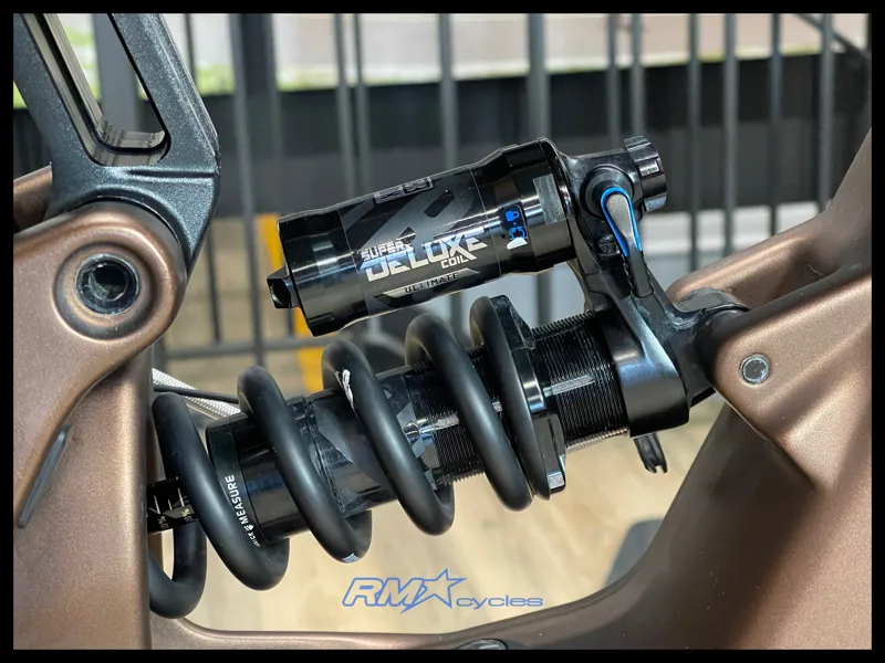 Santa Cruz Bullit 3 CC GX AXS Medium Super Deluxe Coil Reserve Exclusive Build Bronze 2021 Approved Used-7