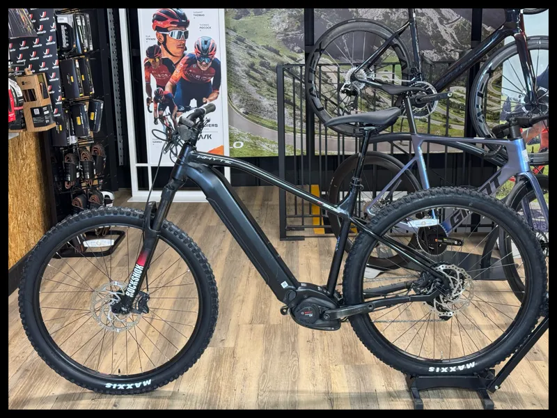 Whyte e-505 LARGE V1 Matt Black with Grey and Rose 2021 Approved Used-1