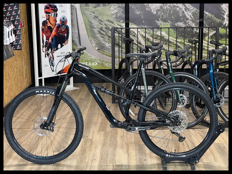 Cannondale Habit 4 Black Large 2022 Ex-Demo-1