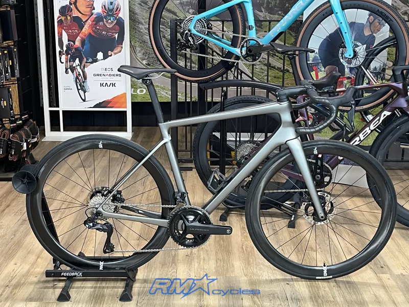 Enve Melee Road Bike Silver 56 FS 40 AR Bar 120 Stem 350 20 Post Ult 8100 Di2 172 50/34 11-34 FD45 WS Ex-demo