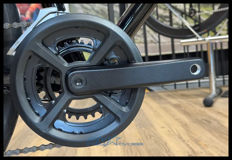 Giant Escape 3 Disc Medium Metallic Black 2022-6