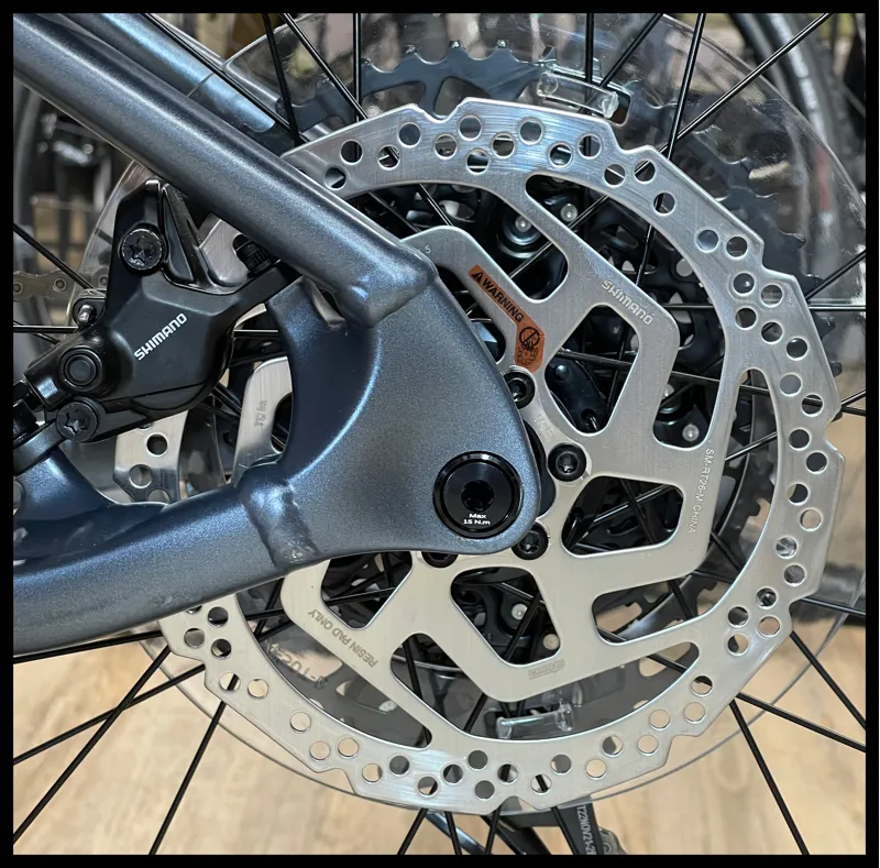 Giant Fathom 1 Knight Shield Small 2022 Ex-Display-9