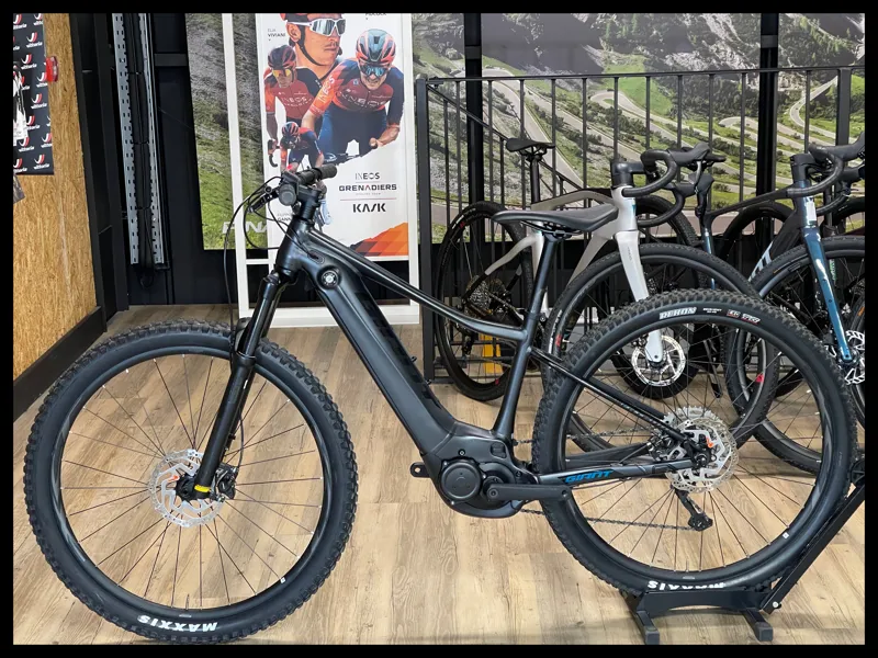 Giant Fathom E+ 2 Gunmetal Black Small 2022 Ex-Demo-1