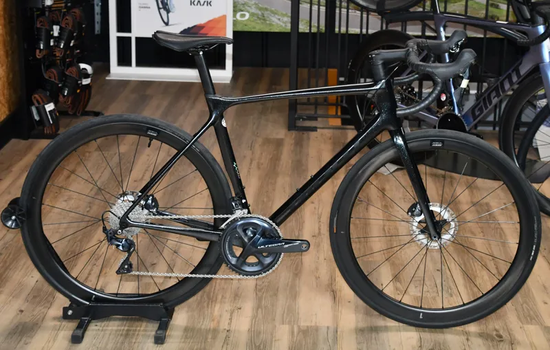 Giant TCR Advanced Pro Disc 1 Black Diamond M-Large 2022  Ex-Demo