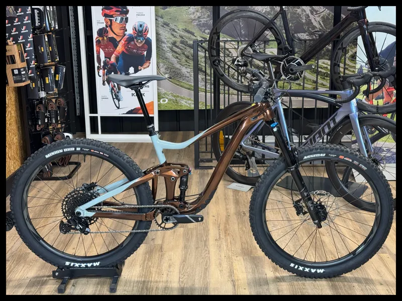 Giant Trance X 2 27.5  Medium Hematite 2022