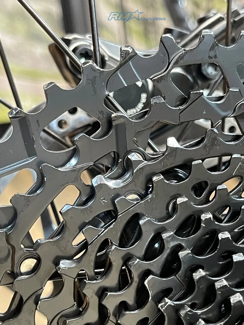 Giant Trance X 29 2 Metallic Black-10