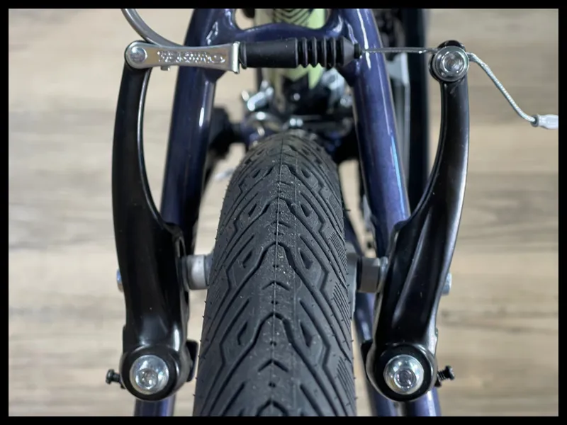 2022 Liv Alight 3 Womens Hybrid Bike in Milky Way-9