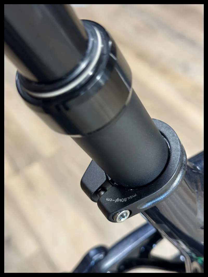 Liv Embolden 29 2 Small Cold Night 2022-5