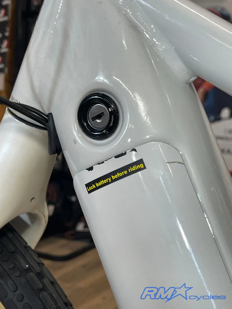 Momentum Transcend E+ GTS 25km/h Electric City Bike Small Lunar Ex-display-10