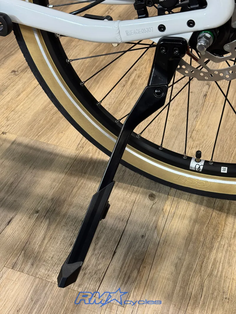 Momentum Transend E+ GTS Large Luna Ink 2022 eCity Bike-5
