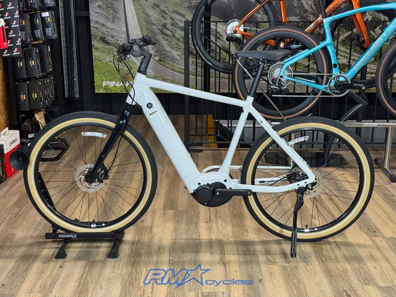 Momentum Transend E+ GTS Large Luna Ink 2022 eCity Bike-1