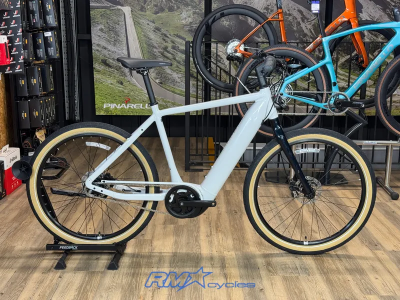 Momentum Transend E+ GTS Large Luna Ink 2022 eCity Bike