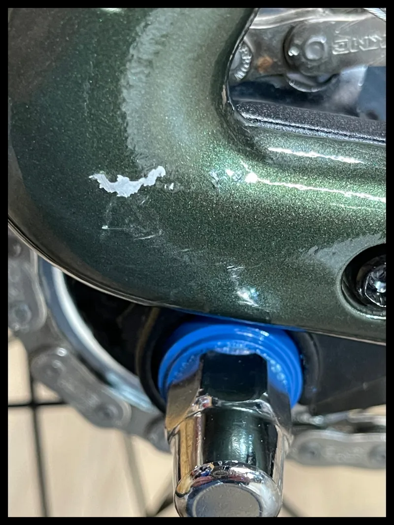 Momentum Vida E + Mid-Step Medium Metallic Green 2022 Ex-Display-7