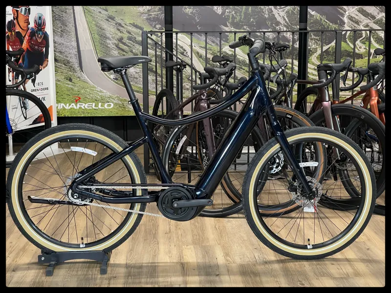 Momentum Vida E+ GTS 25km/h Large Ink 2022