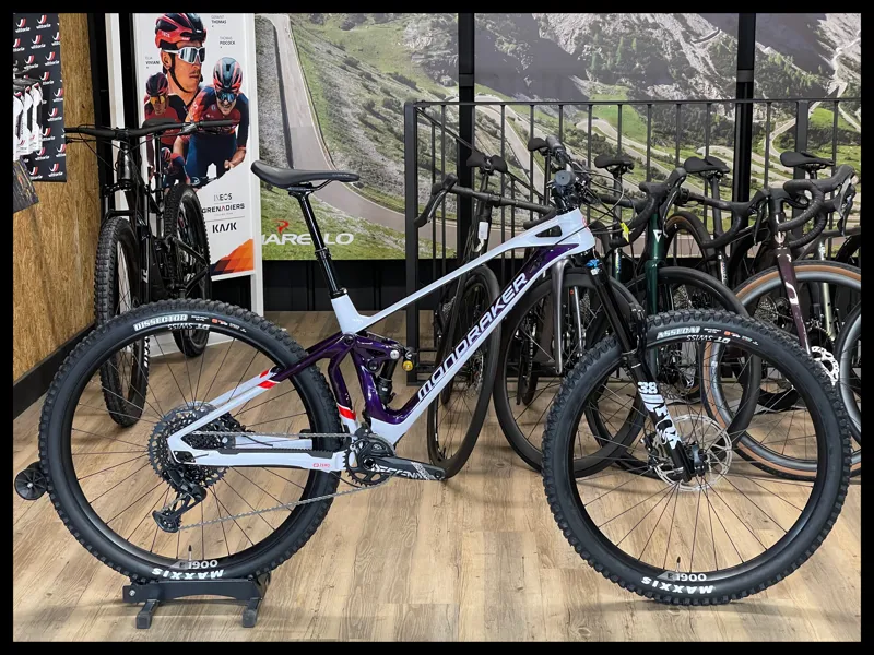 Mondraker Superfoxy Carbon R Medium Dirty White Deep Purple Flame Red 2022