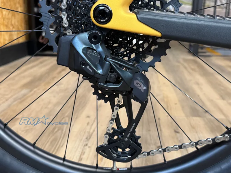 2022 Santa Cruz Bronson 4 CC XL Mens Carbon MTB in Gold-3