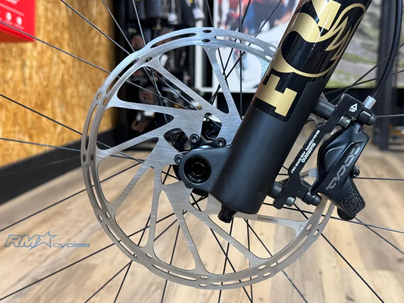 2022 Santa Cruz Bronson 4 CC XL Mens Carbon MTB in Gold-8