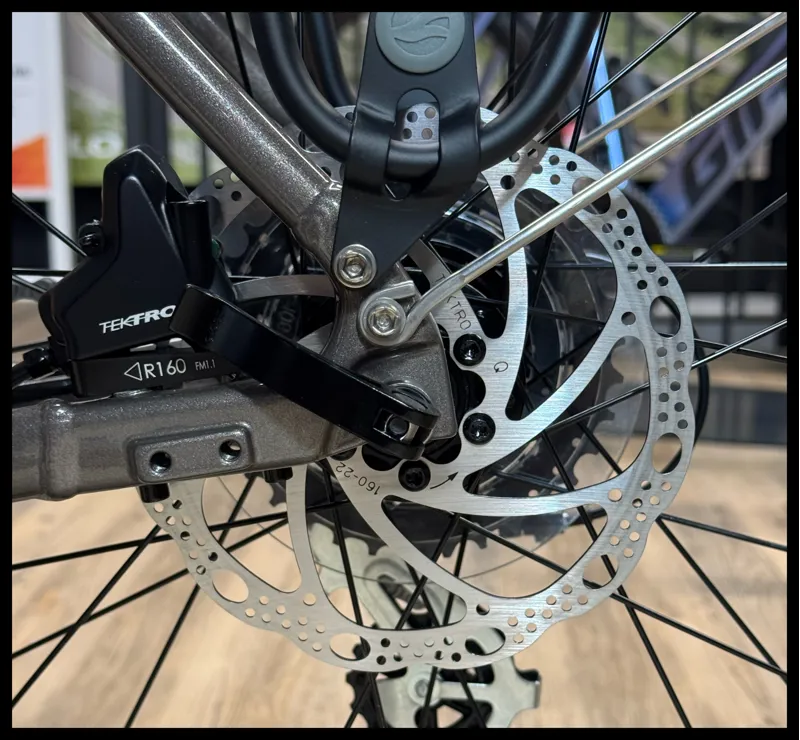 Giant Escape 2 City Disc Medium Metal 2023-7