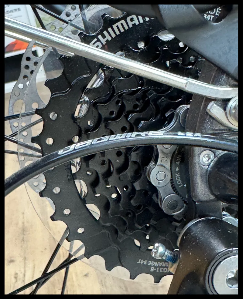 Giant Escape 2 City Disc Medium Metal 2023-5