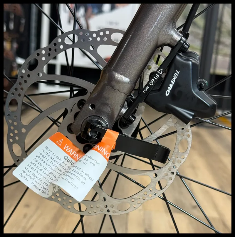 Giant Escape 2 City Disc Medium Metal 2023-6