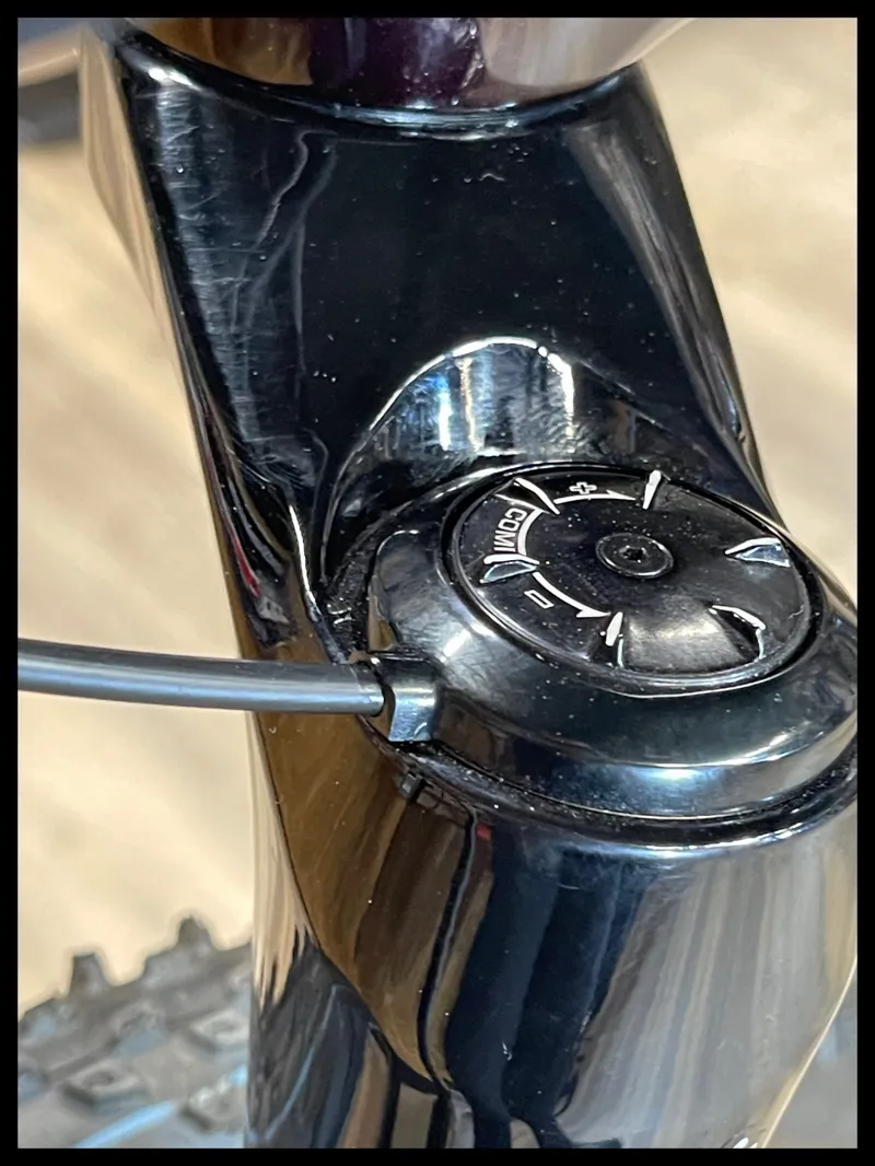 Cannondale Scalpel HT Hi-Mod Ultimate 29er Unisex Tinted Red Large 2023-12