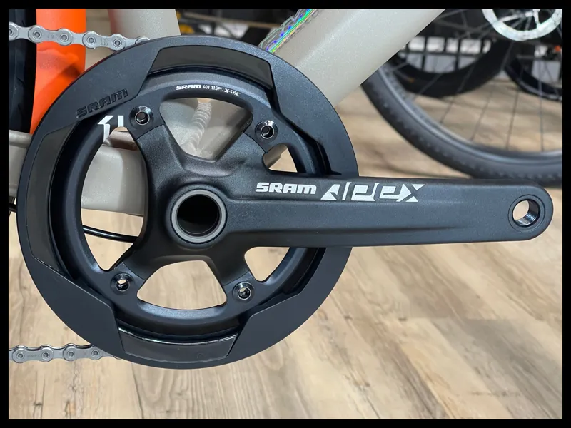 BMC 257 Urbanchallenge AL TWO ST Apex 1 Medium Powder Sand 2023-4