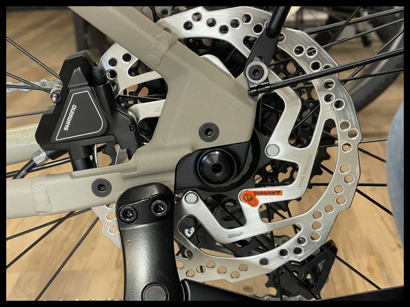 BMC 257 Urbanchallenge AL TWO ST Apex 1 Medium Powder Sand 2023-7