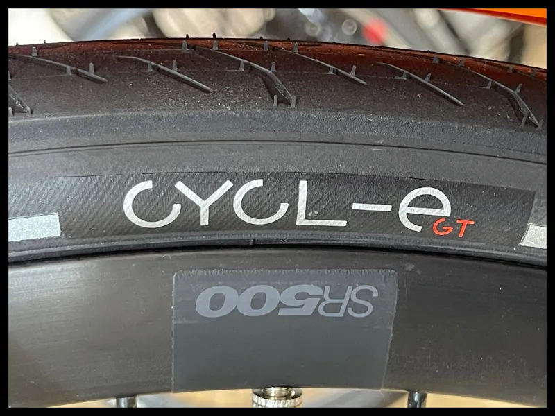 BMC 257 Urbanchallenge AL TWO ST Apex 1 Medium Powder Sand 2023-8