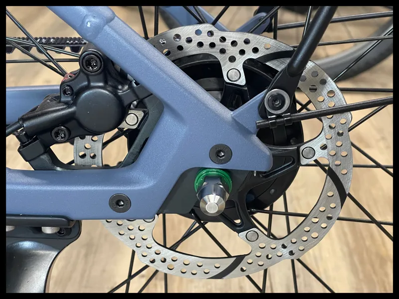 BMC 257 Urbanchallenge AMP AL ONE Alfine 8 Performance CX Powder Steel Blue-6