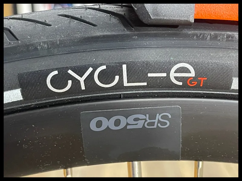 BMC 257 Urbanchallenge AMP AL TWO Deore Performance CX Large Powder Sand 2023-10