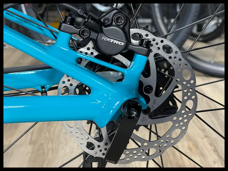 BMC TWOSTROKE AL 20 V2 X4 1X8 MTB BIKE: TURQOISE/BLACK/WHITE 20 2023-7