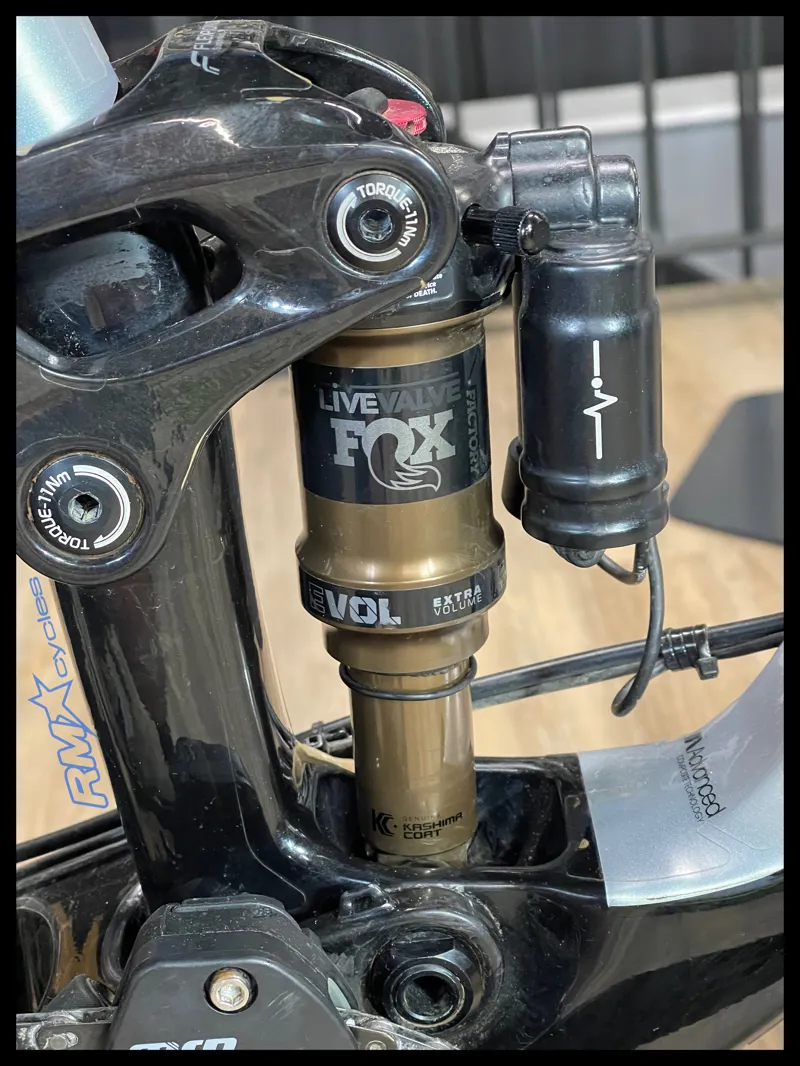 Giant Anthem Pro 1 Large Supernova 2023 Approved Used-6