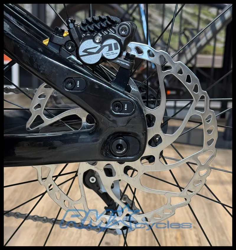 Giant Glory Advanced M/L Gloss Shoreline 2023-12