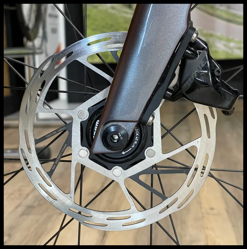 Giant Propel Advanced 1 Orion Nebula M-Large 2023 Approved Used-9